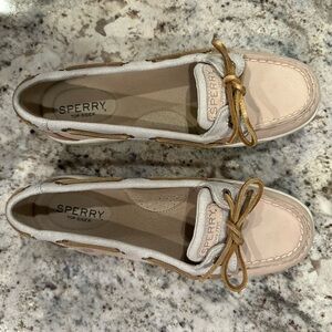 Sperry Woman’s Shoes